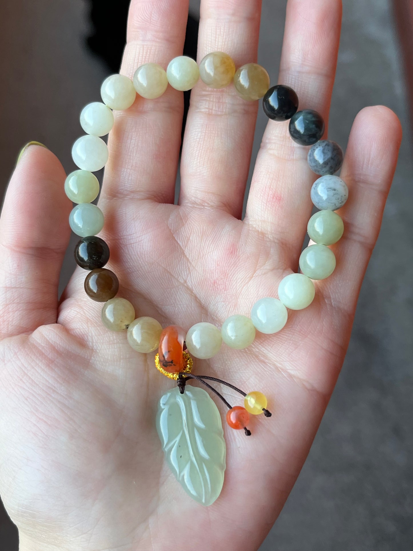 Autumn Vibes, Multi-color Jade Bracelet with 8mm Beads and a Jade Leaf, 和田楼兰三色手串