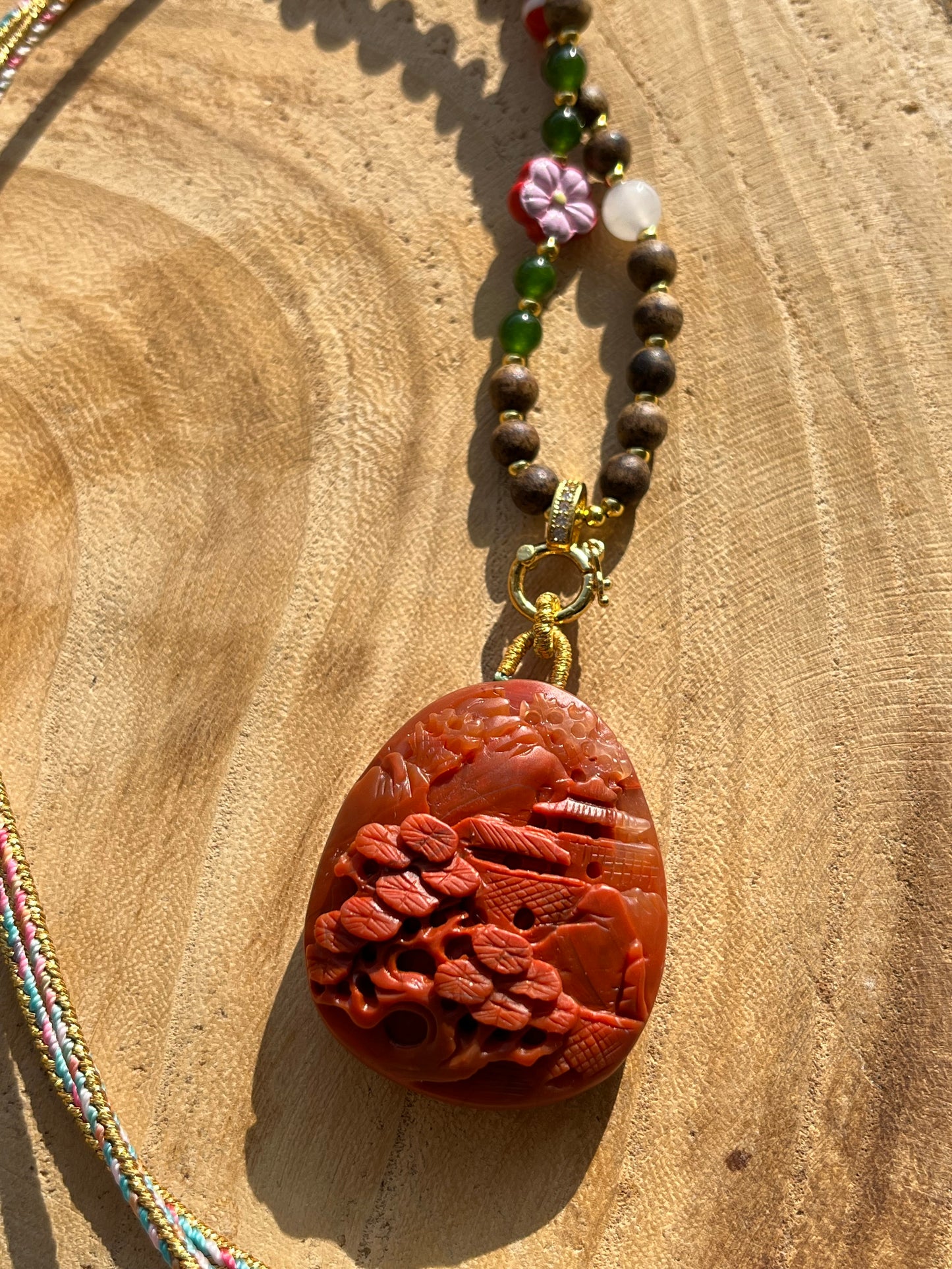 Handmade Necklace with a Hand Carved Nanhong Agate Landscape Pendant, 手雕南红山水