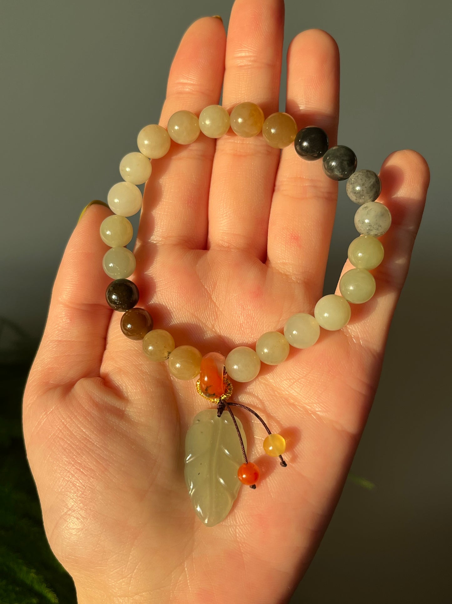 Autumn Vibes, Multi-color Jade Bracelet with 8mm Beads and a Jade Leaf, 和田楼兰三色手串