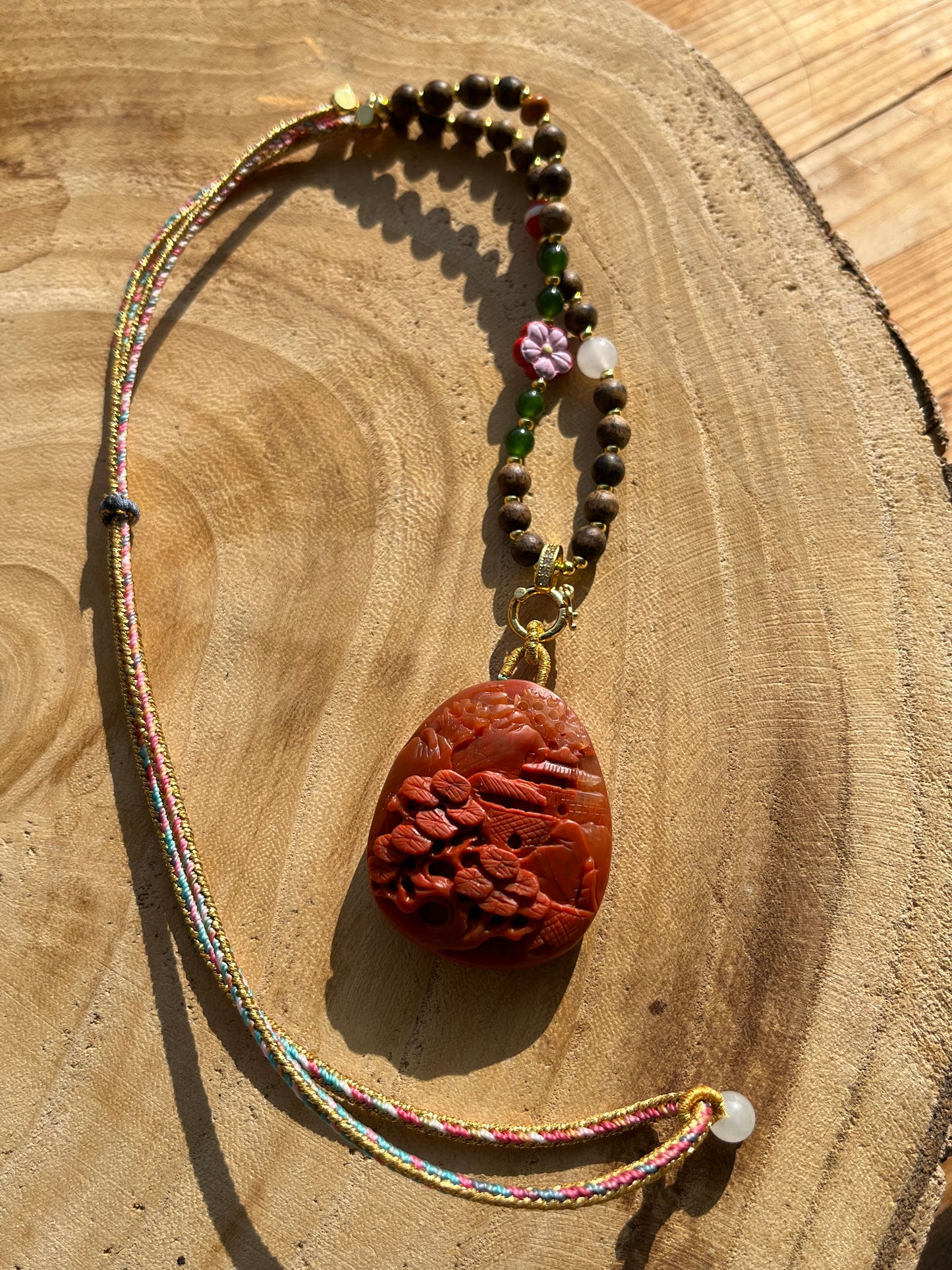 Handmade Necklace with a Hand Carved Nanhong Agate Landscape Pendant, 手雕南红山水