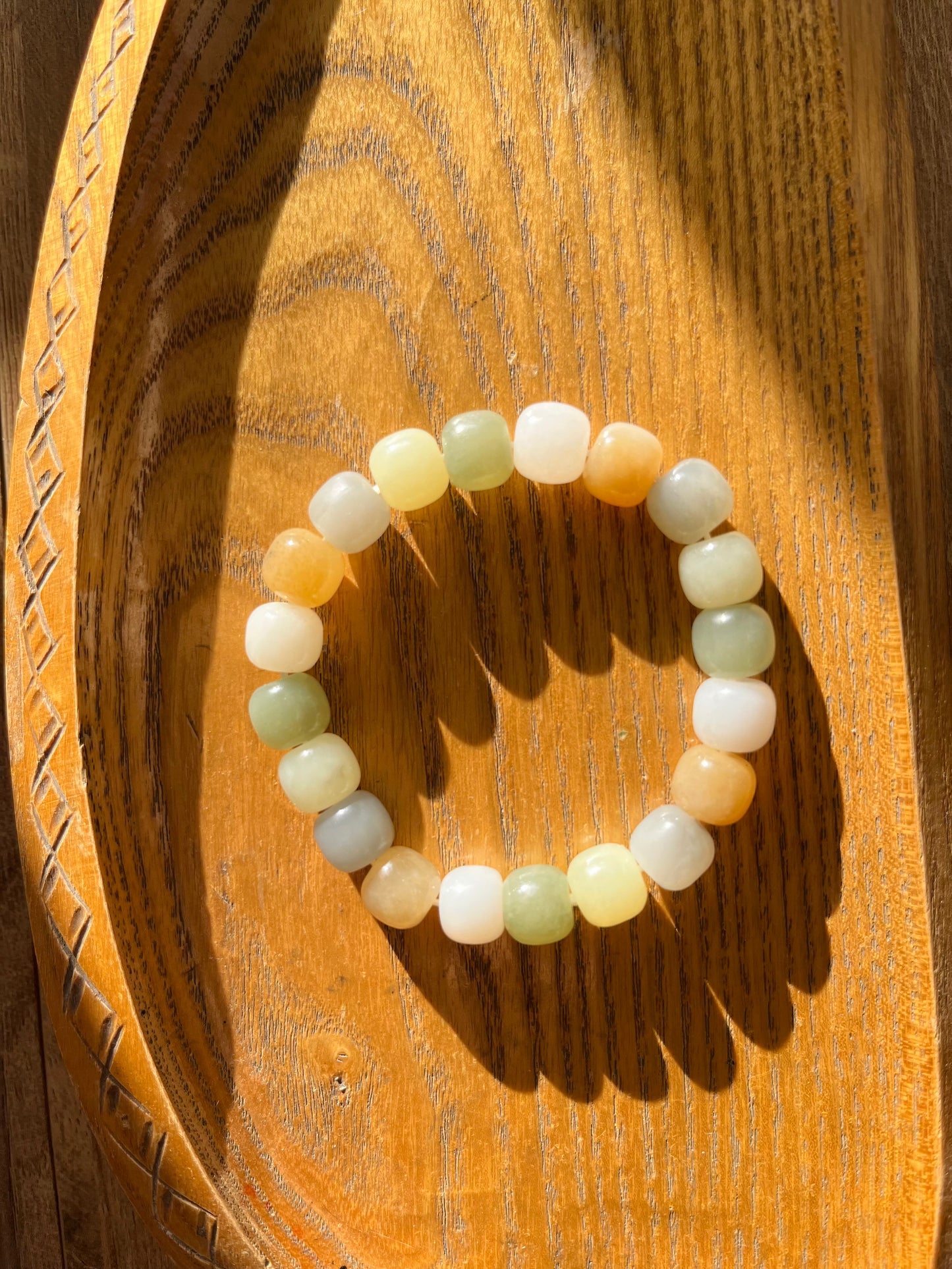 Bracelet with 10mm x 8mm Multi-color Barrel Jade Beads, 和田多宝老型珠手串