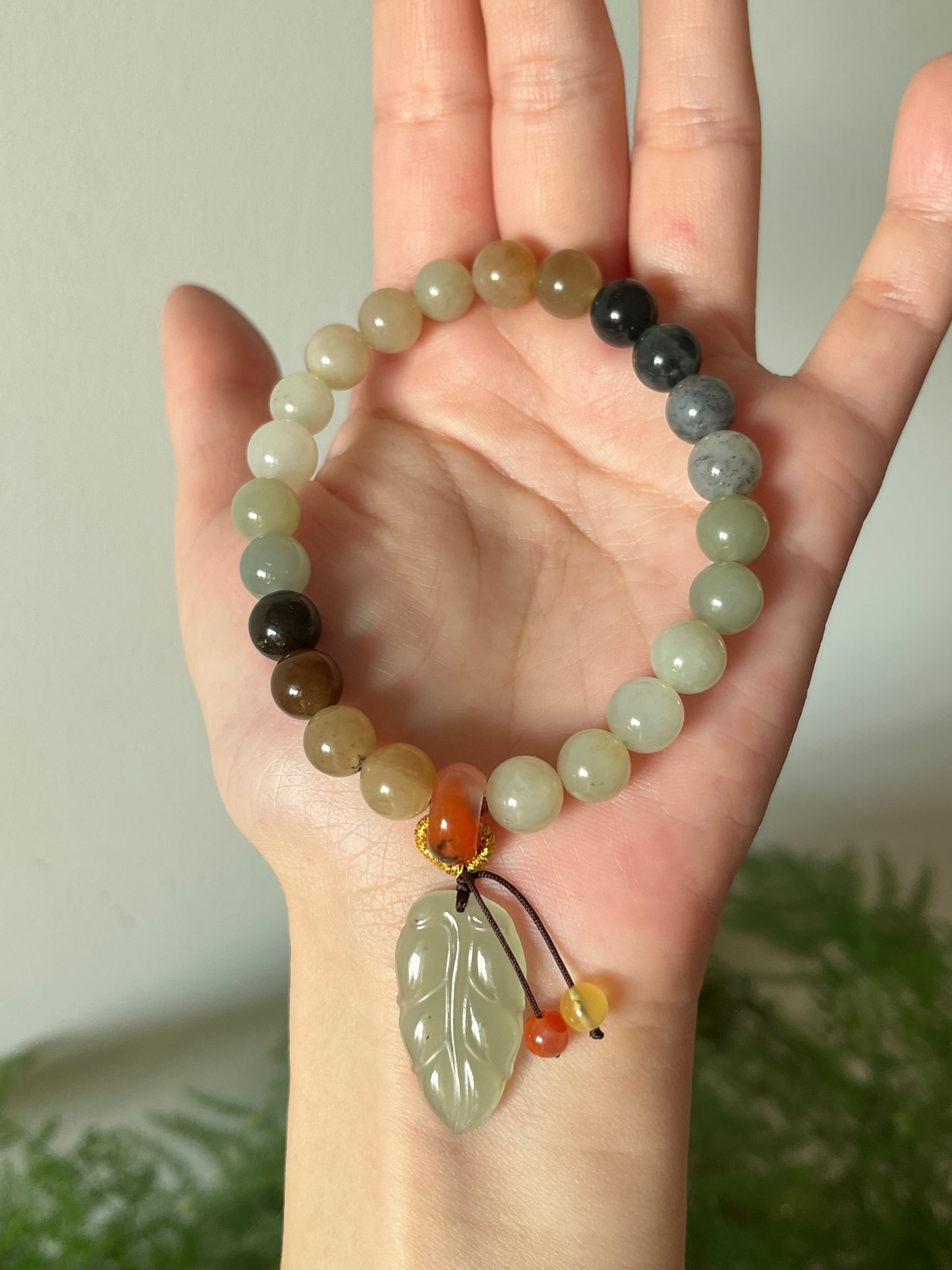 Autumn Vibes, Multi-color Jade Bracelet with 8mm Beads and a Jade Leaf, 和田楼兰三色手串