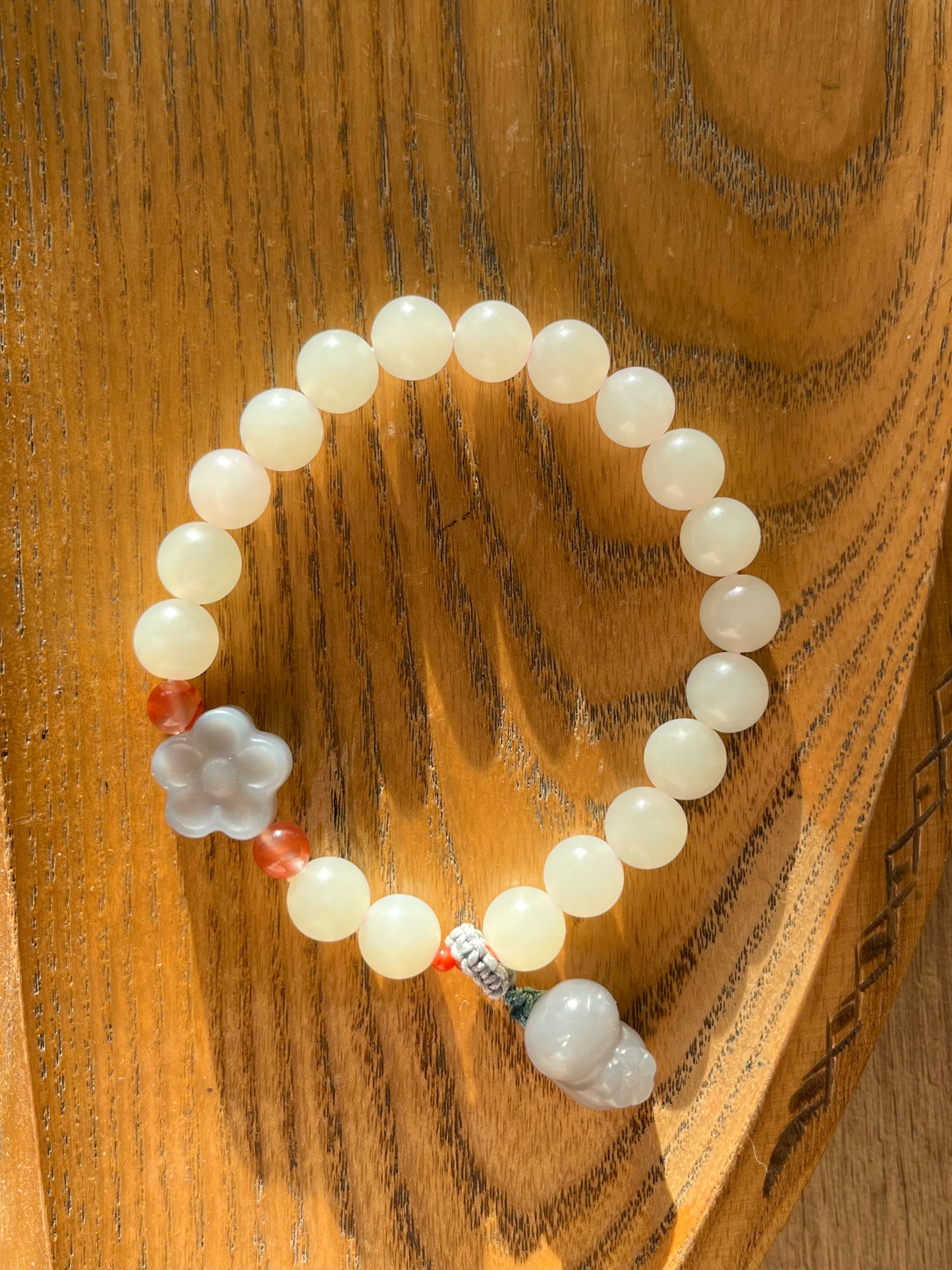 White Jade Bracelet with 8mm Bead and a Hand Carved Purple Jade Cat