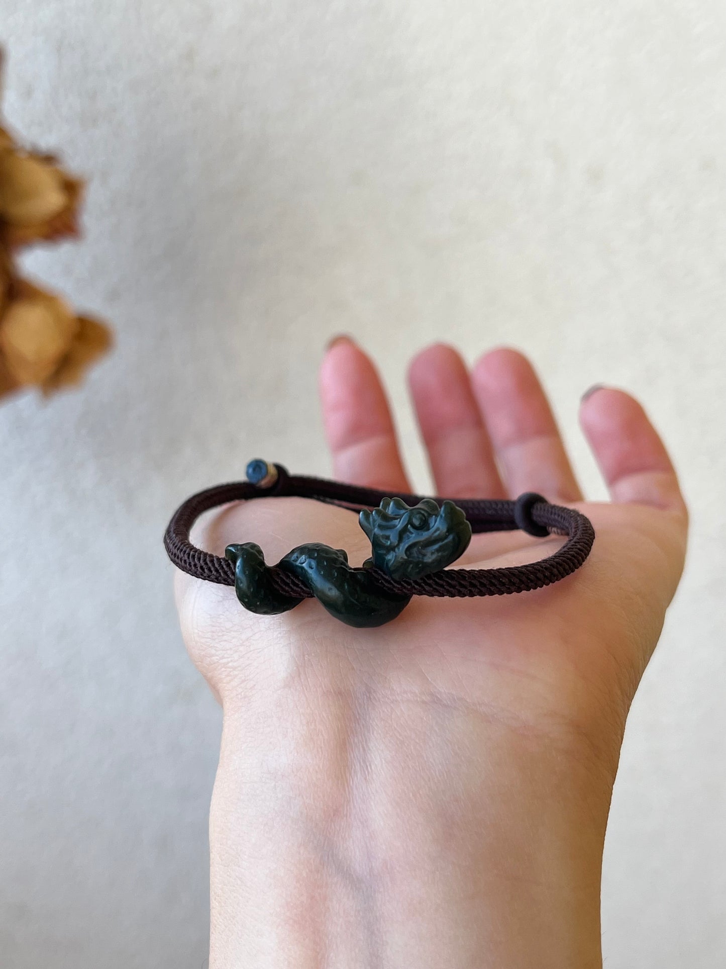 Hand Carved Dark Cyan Jade Chinese Dragon Pendant Bracelet, 手雕青玉盘龙手绳