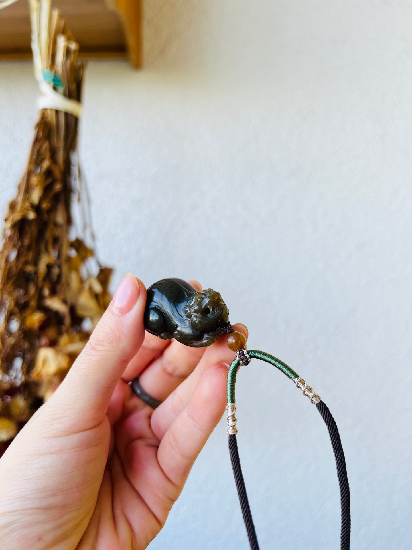 Hand Carved Brown Jade Chinese Pixiu Pendant, 手雕和田糖玉胖貔貅