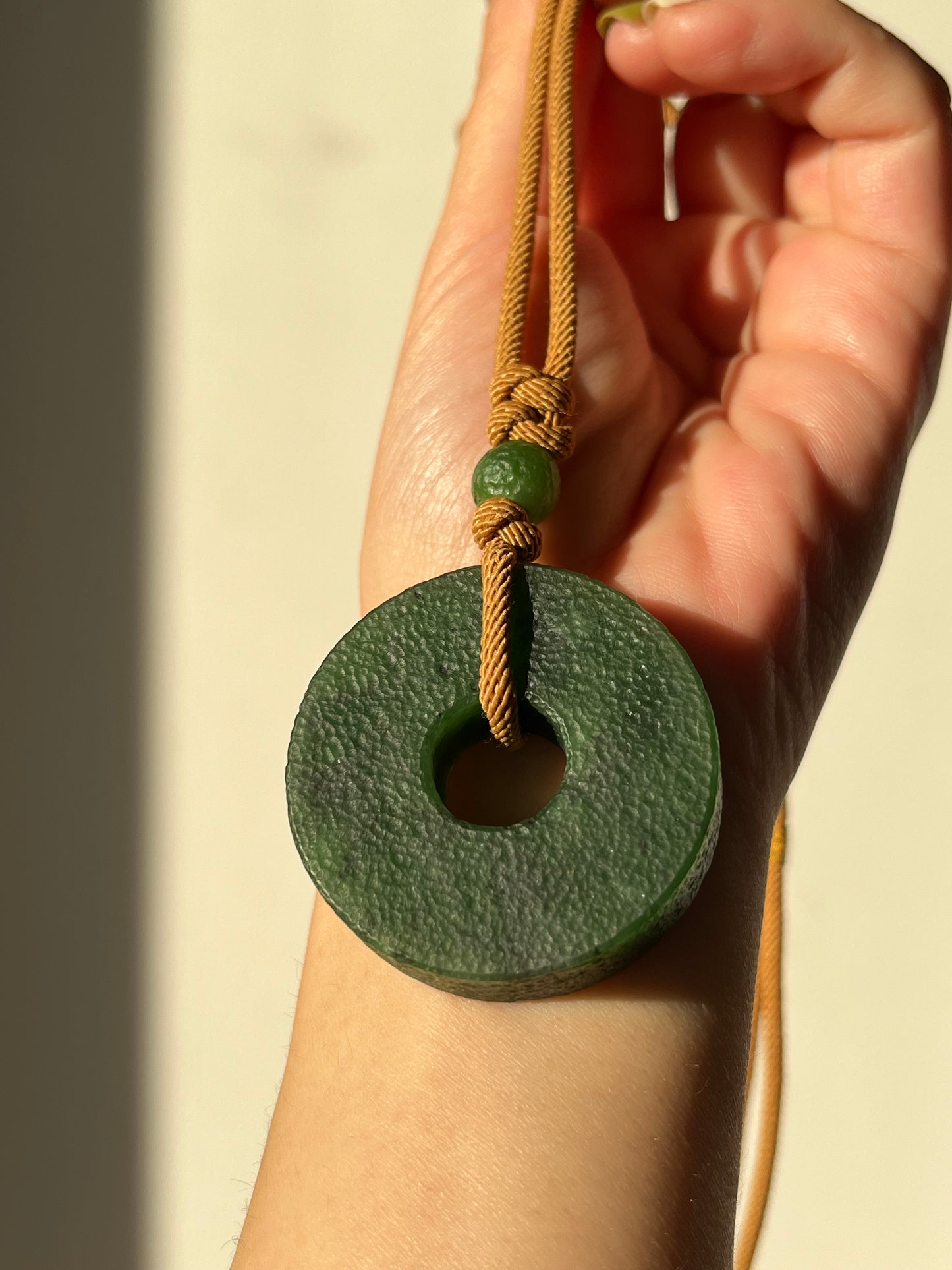 Antique-style Jade Chinese Safety Clasp Pendant, Chinese PI pendant，碧玉古风大平安扣