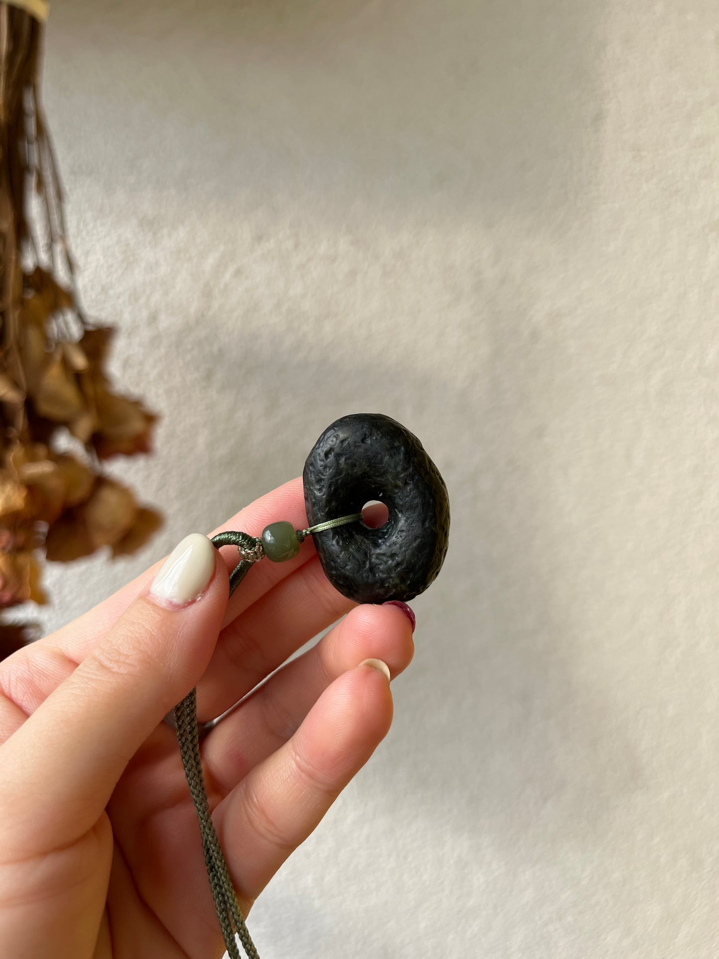 Ancient-style Jade Pebble Peace buckle，古风小籽料平安扣