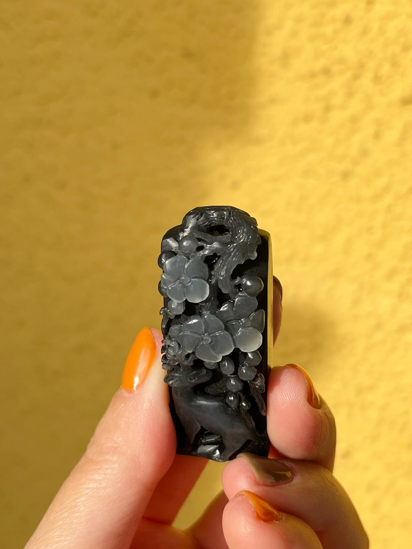 Hand Carved Black Jade Deer and Plum Blossoms, 手雕青花籽料梅花鹿