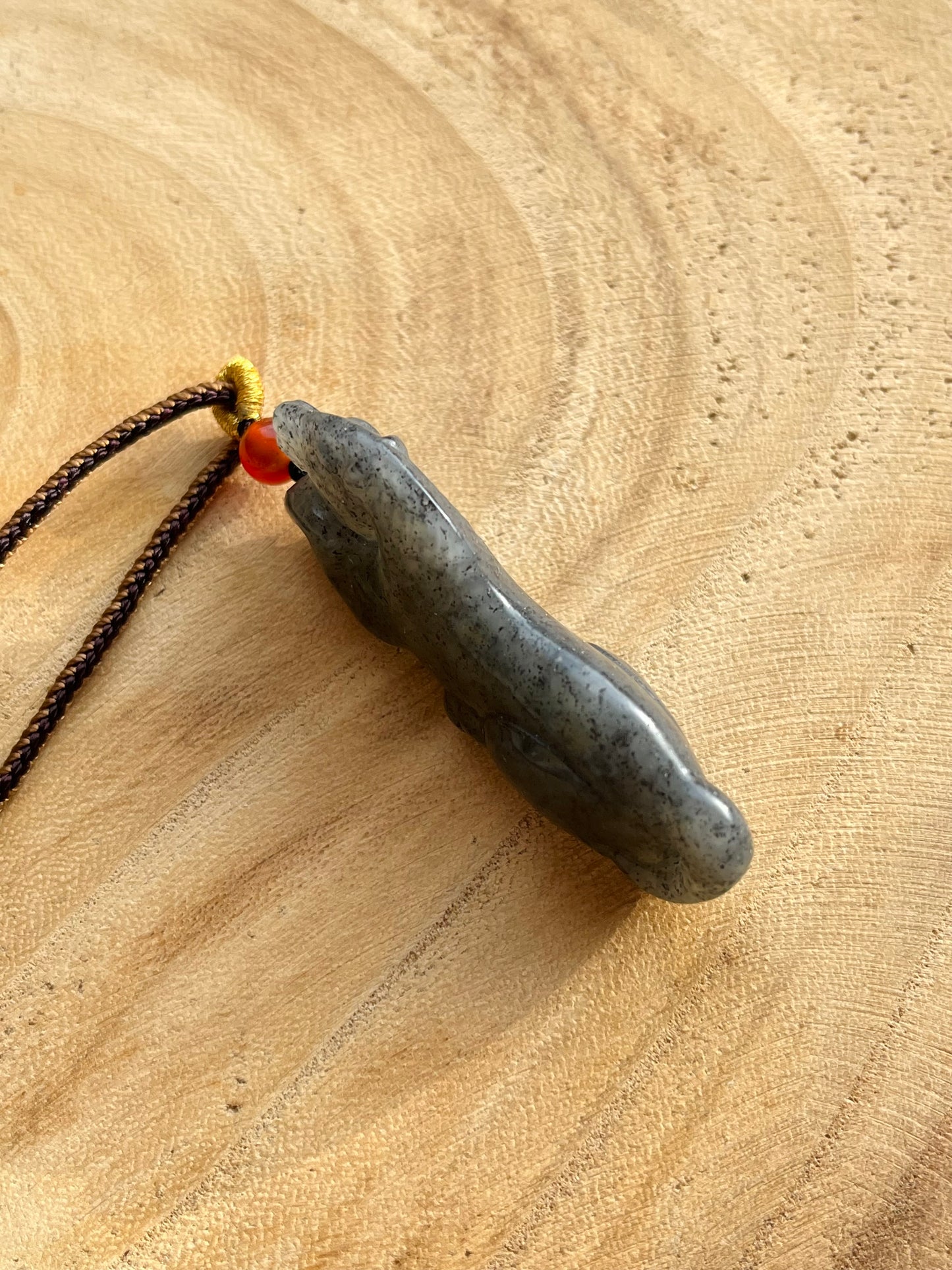 Hand Carved Jade Horse Pendant, 手雕青花马吊坠