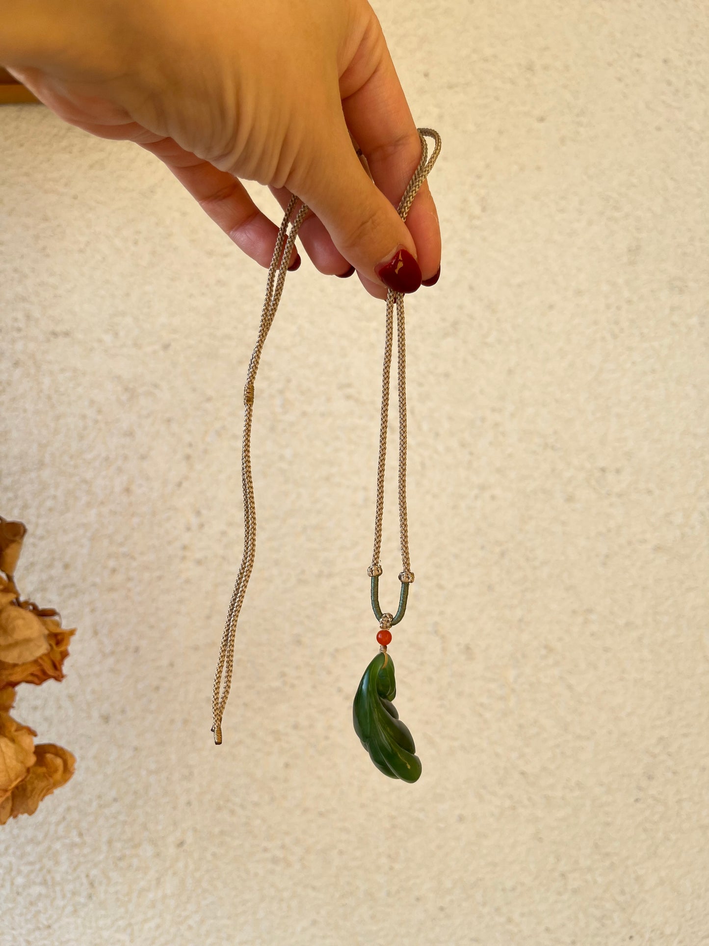 Hand Carved Green Nephrite Lotus Pod Pendant,  手雕碧玉如意莲蓬