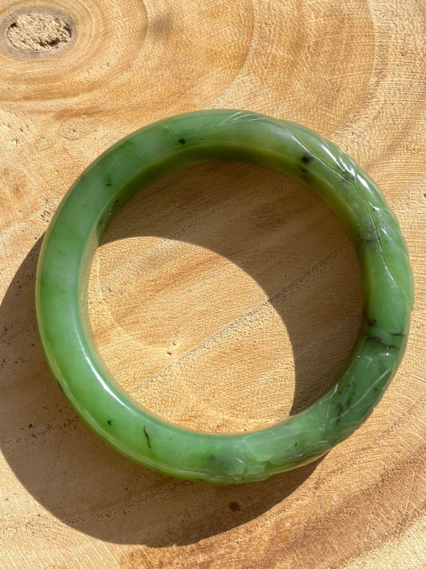 Carved Green Nephrite Jade Bangle 57mm