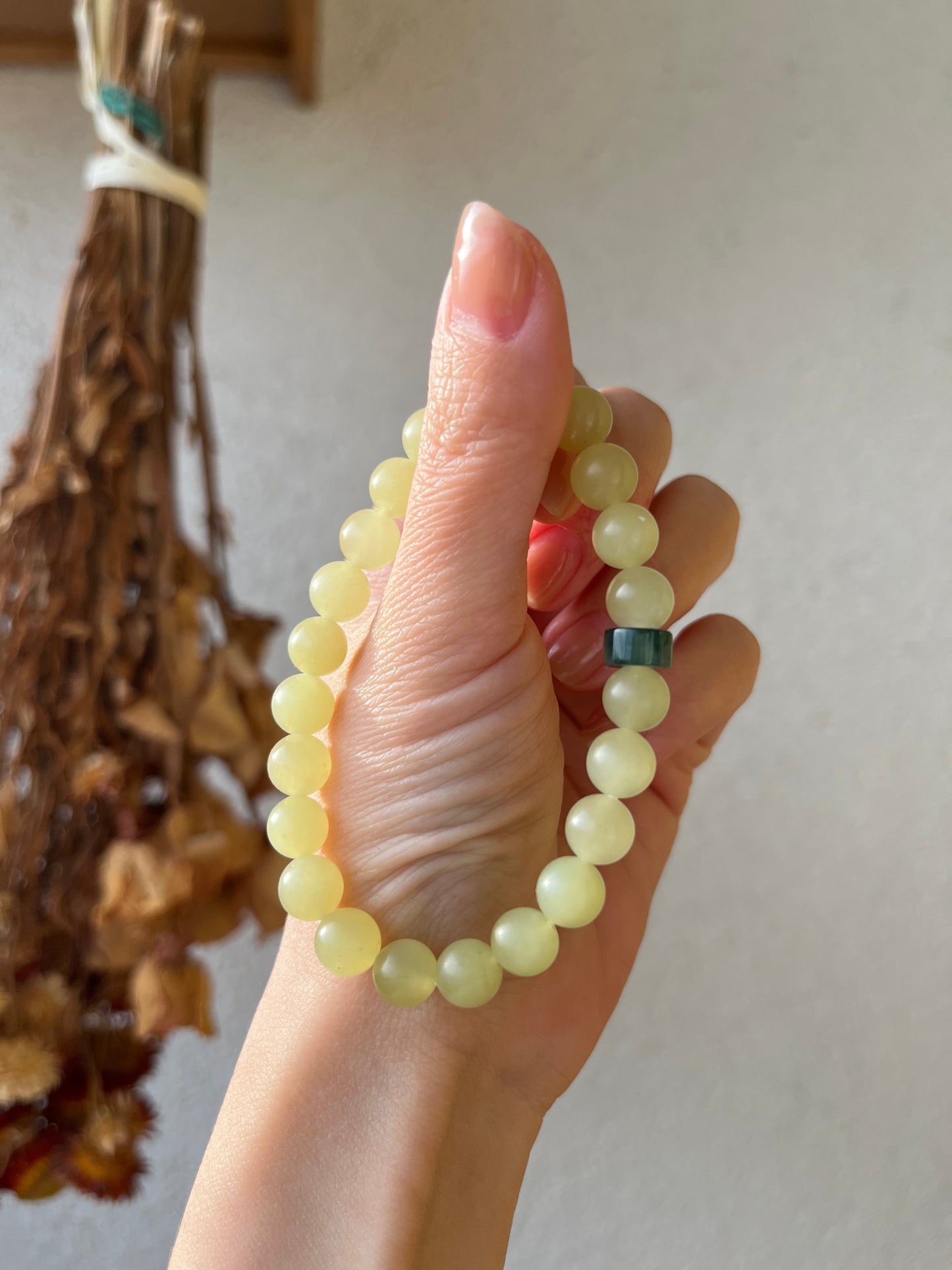 Natural Yellow Nephrite Jade Bracelet with 8mm Beads, 和田黄玉手串