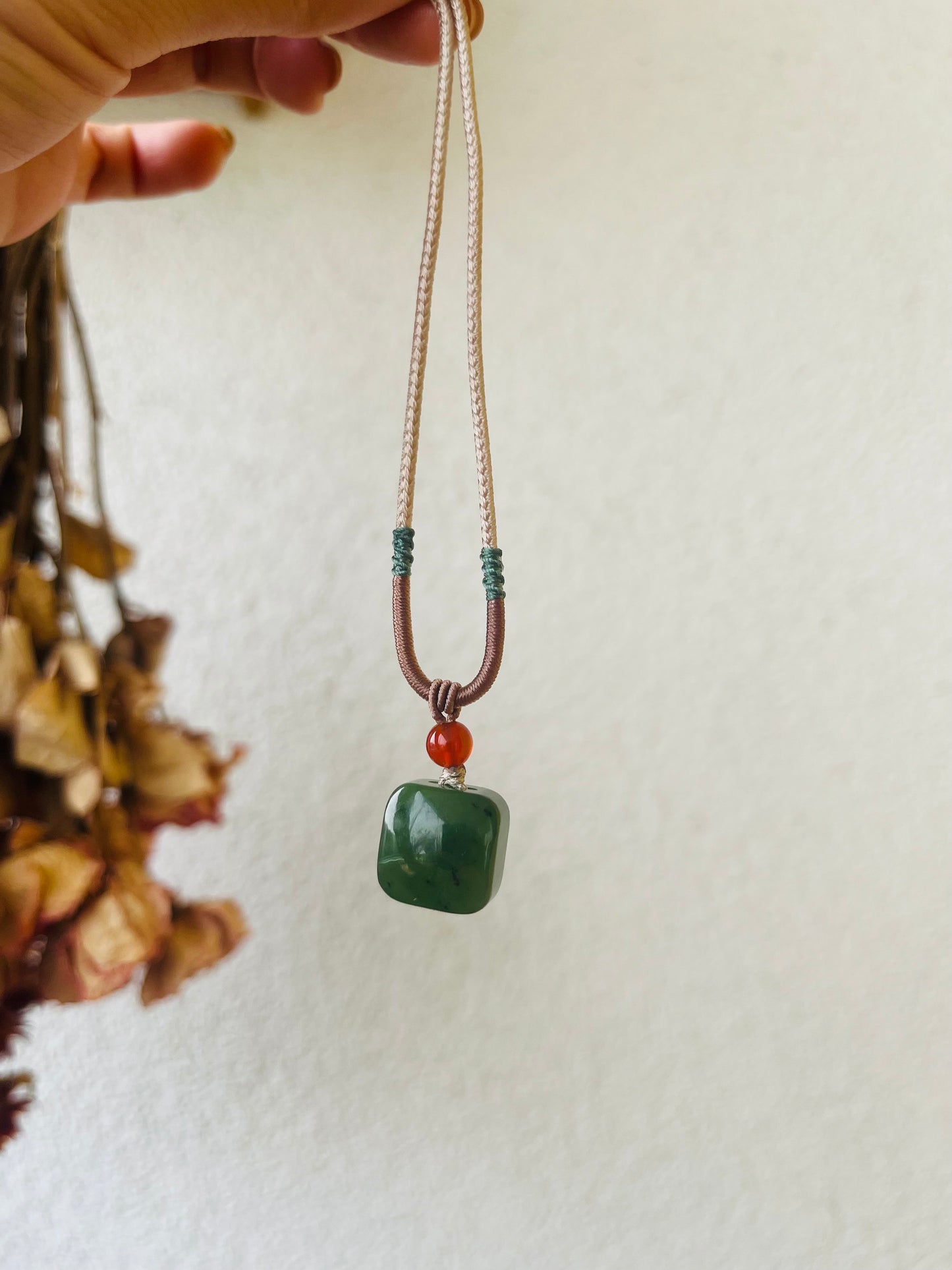 Simple Small Green Jade Square Pendant，和田碧玉小方糖吊坠