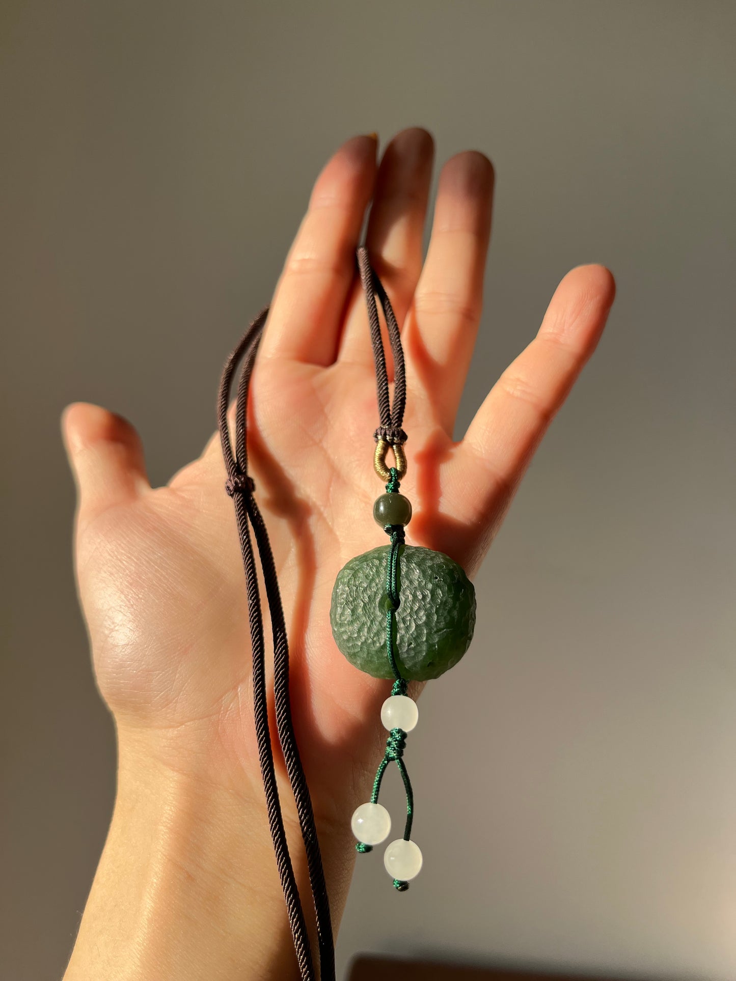 Antique-style Jade Chinese Safety Clasp Pendant, Chinese PI pendant，碧玉古风平安扣