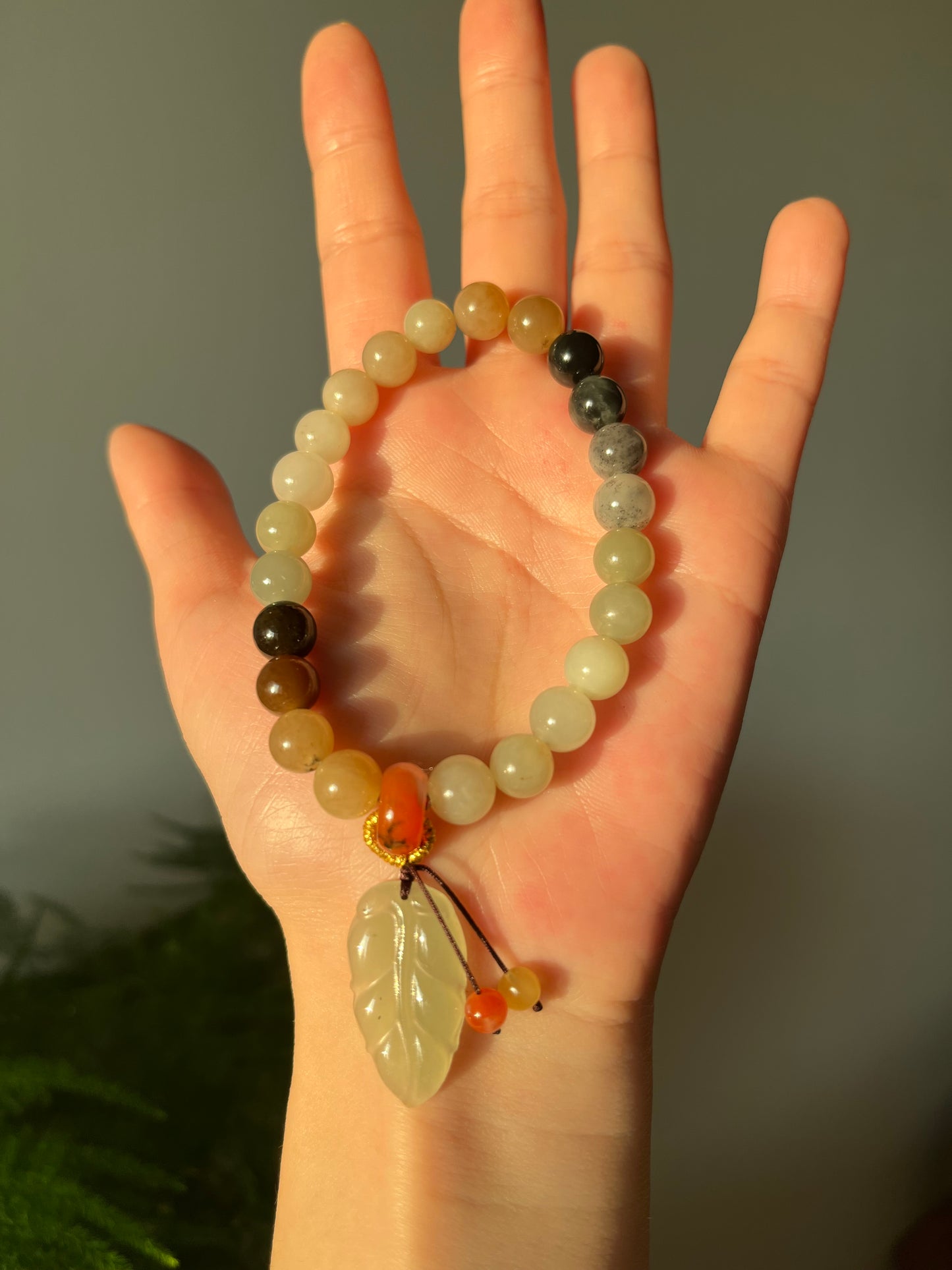 Autumn Vibes, Multi-color Jade Bracelet with 8mm Beads and a Jade Leaf, 和田楼兰三色手串