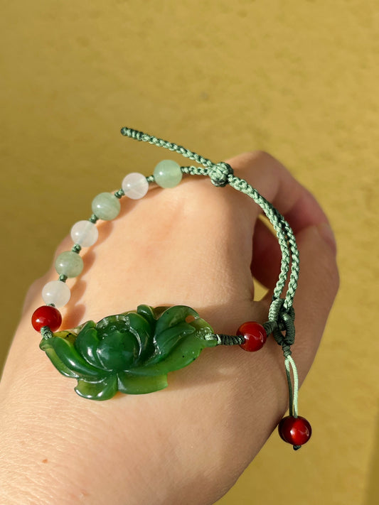 Handwoven Bracelet with a Handcarved Green Jade Lotus Flower, 手编和田碧玉莲花手牌