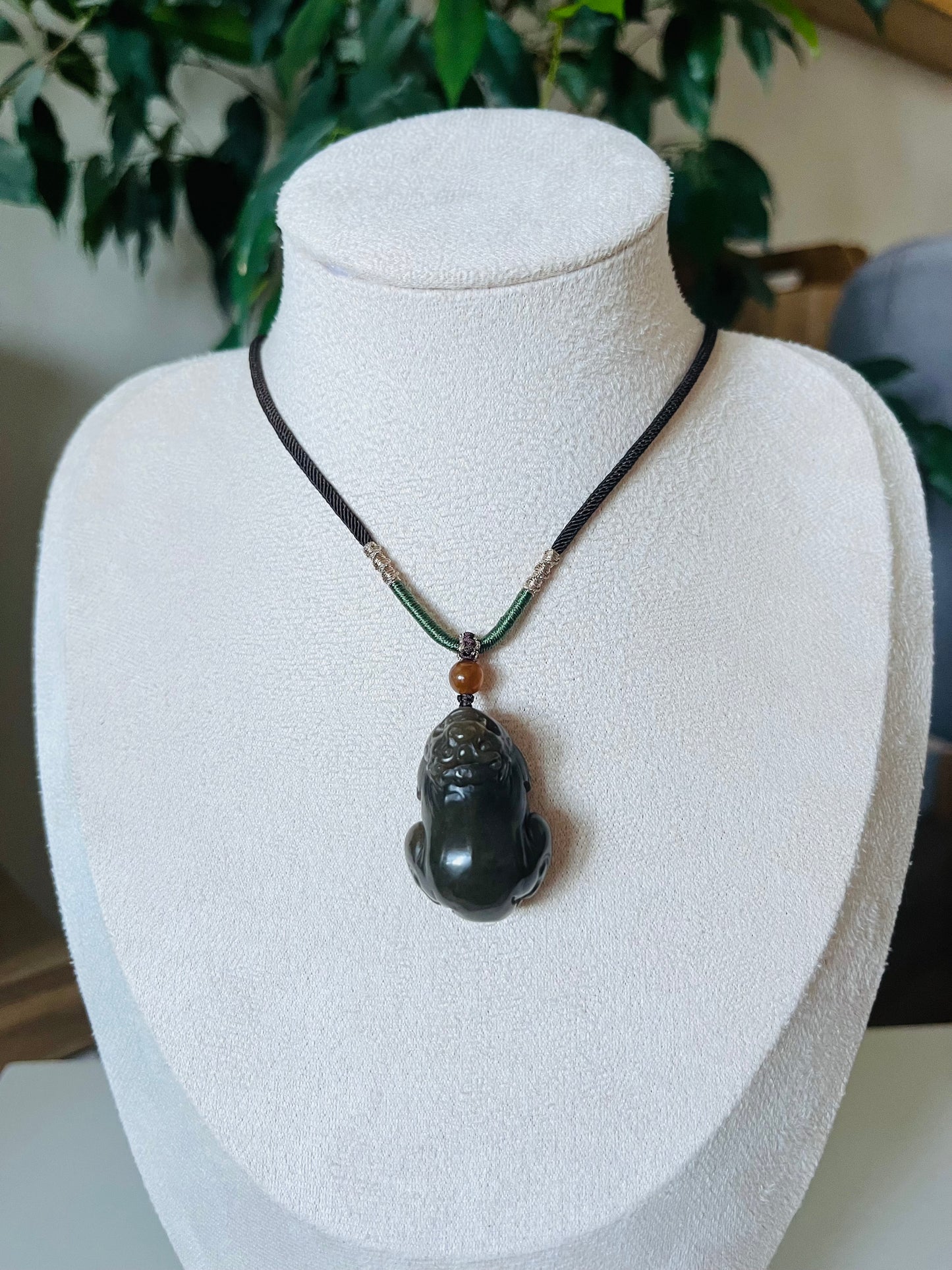 Hand Carved Brown Jade Chinese Pixiu Pendant, 手雕和田糖玉胖貔貅