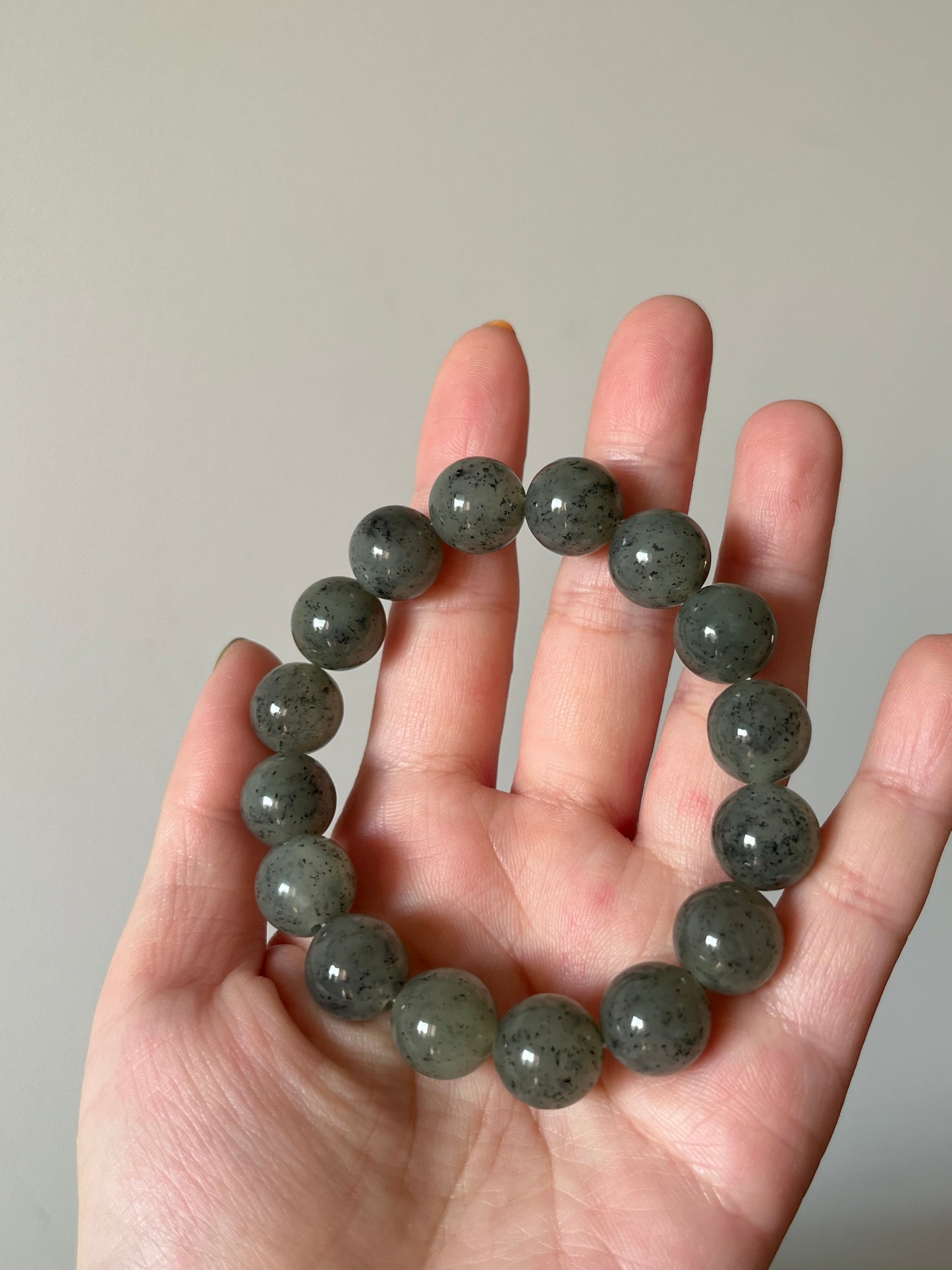 Green-Tinted Ink Dotted Gray Jade Bracelet with 12mm Bead, 和田点墨青花手串